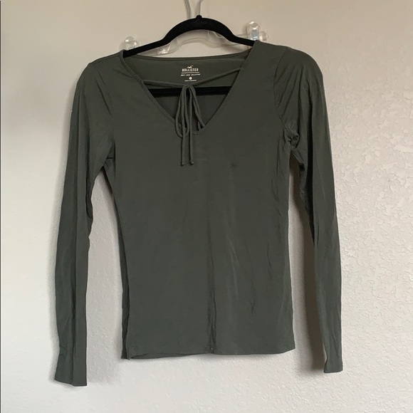 green HOLLISTER long sleeve - Picture 1 of 1